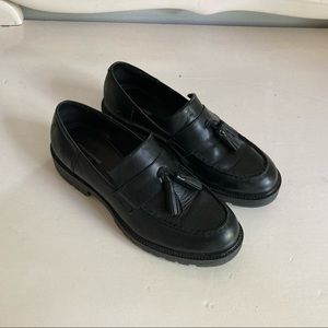 Vagabond Kenova Tassel Loafers